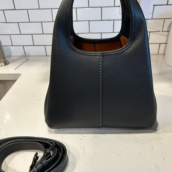 Coach Lana Shoulder Bag 23 Purses - Picture 15 of 15